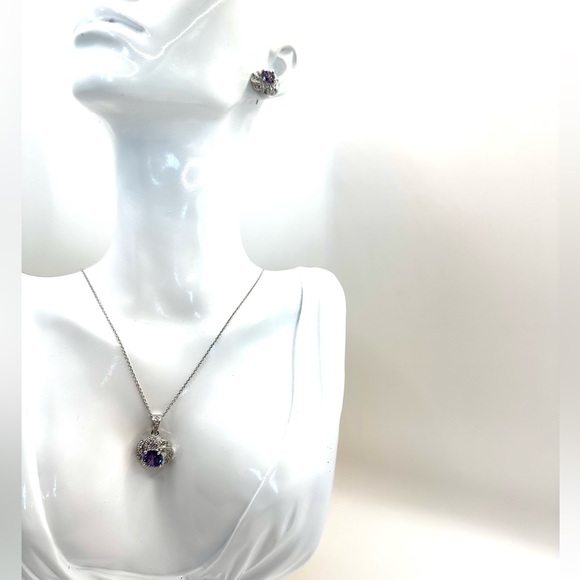 Necklace and earring set - Picture 2 of 9